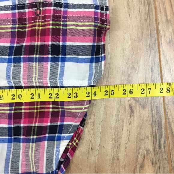 Women’s Plaid Snap Button Shirt - Picture 4 of 5